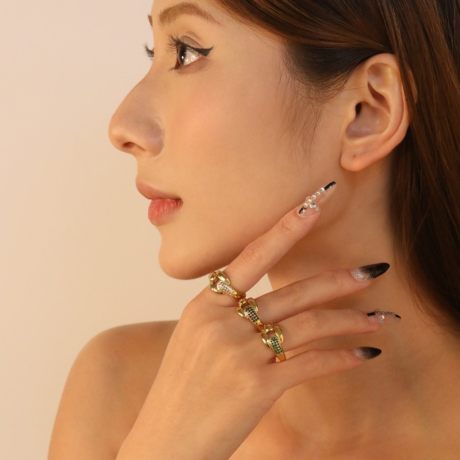 Damen Ring mit doppeltem Knoten-Design und elegantem Goldakzent Shop Nory