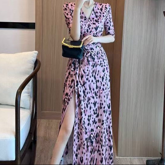 Maxikleid mit V-Ausschnitt