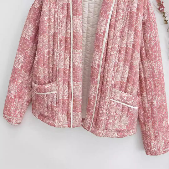 Damen Leichte gesteppte Jacke im Kimono-Stil mit floralem Blockdruck und Kontrastpaspel Shop Nory
