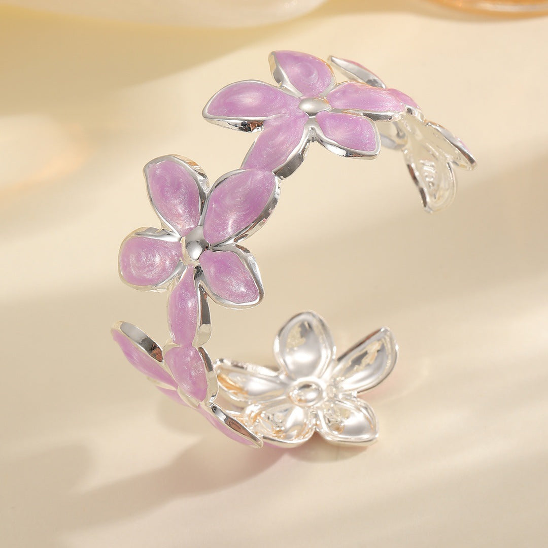 Damen Offener Armreif mit kunstvollem Blumendesign Shop Nory