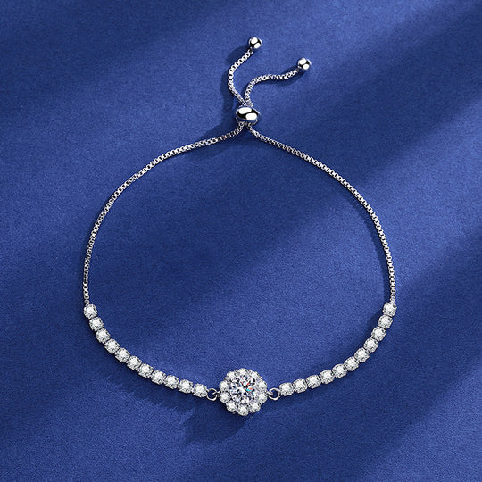 Zartes Zirkonia-Armband mit Verstellbarem Verschluss und Funkelnden Rundsteinen