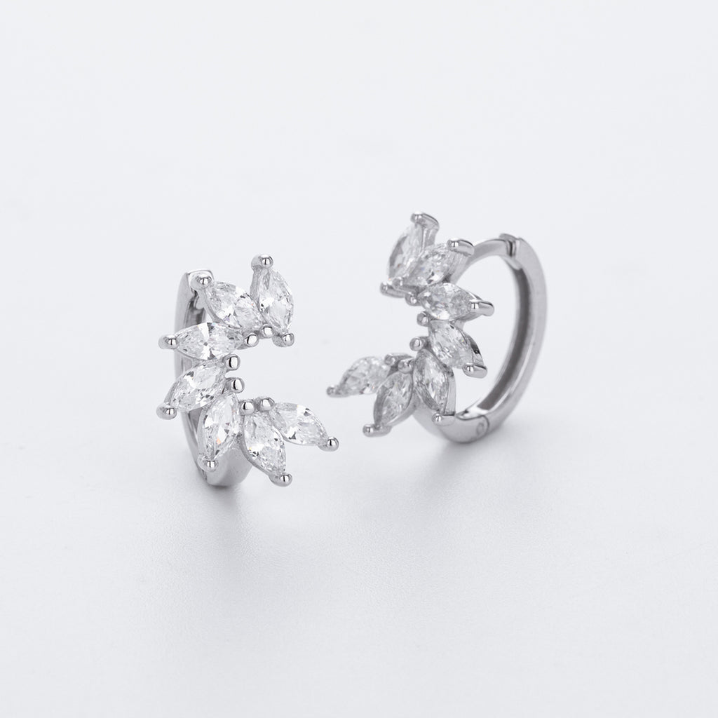 Damen Ohrringe mit luxuriösem Zirkonbesatz und moderne Kreolen Shop Nory