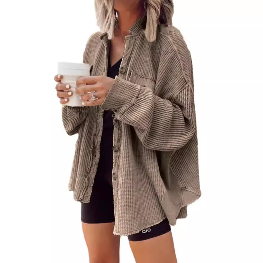 Damen Lässige Waffle-Strickjacke mit praktischen Taschen und Knopfdetails