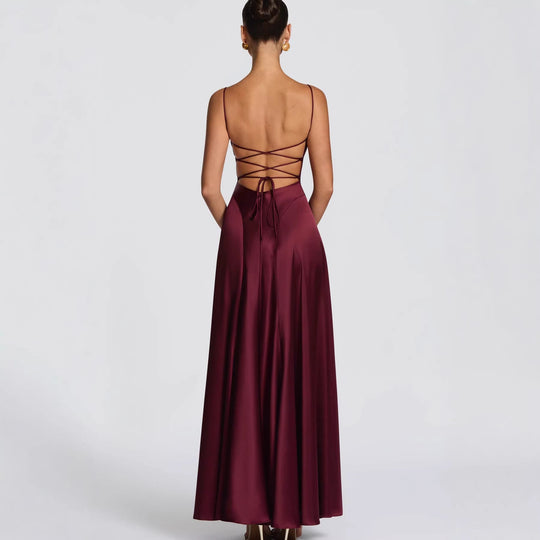 Damen Elegantes Maxikleid mit raffinierten Spaghetti-Trägern und fließendem Satin