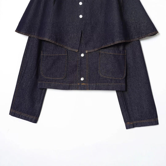 Damen Kurze Jeansjacke mit Cape‑Einsatz, Pattentaschen und Druckknöpfen Shop Nory