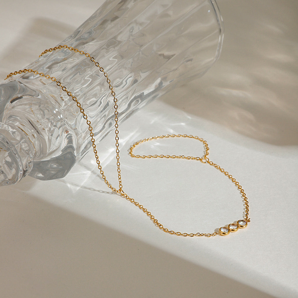 Damenarmband mit edlen Zirkonia-Details Shop Nory