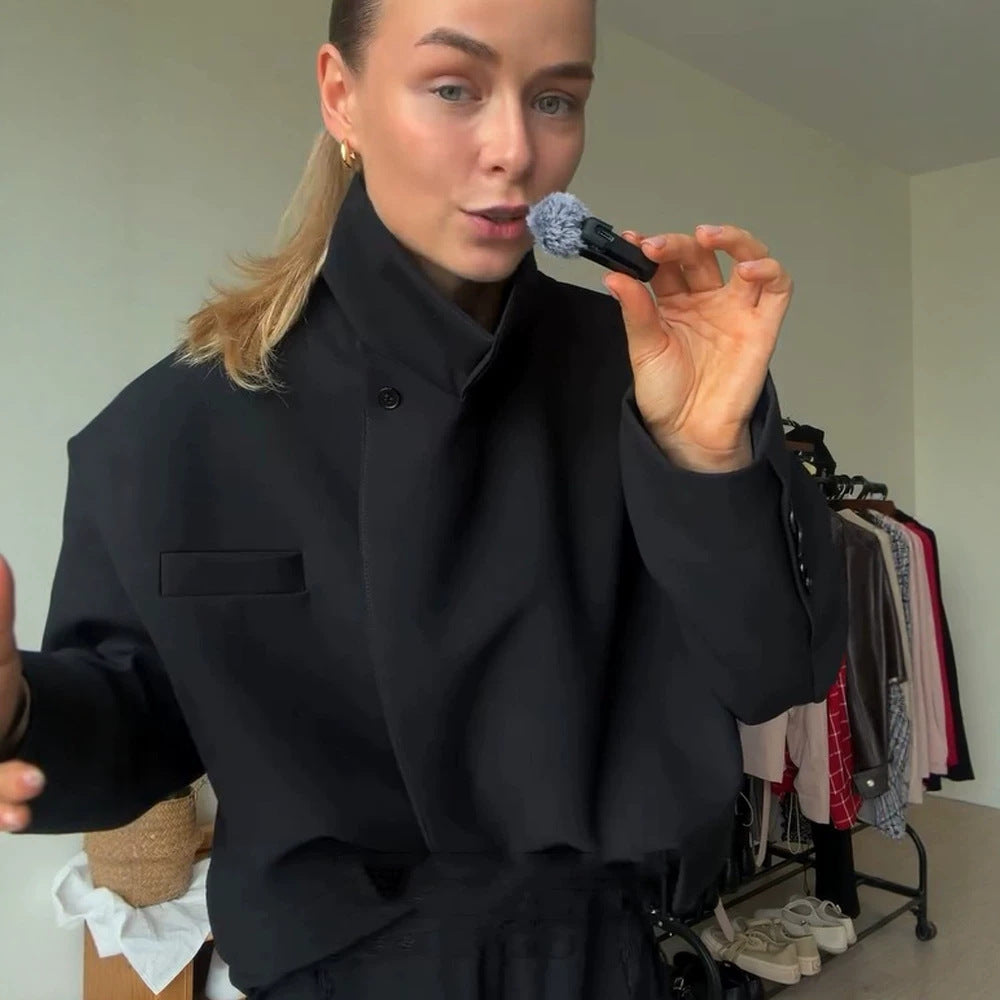 Damen Asymmetrische Cropped-Boxy-Jacke mit hohem Stehkragen und strukturierter Schulterpartie Shop Nory