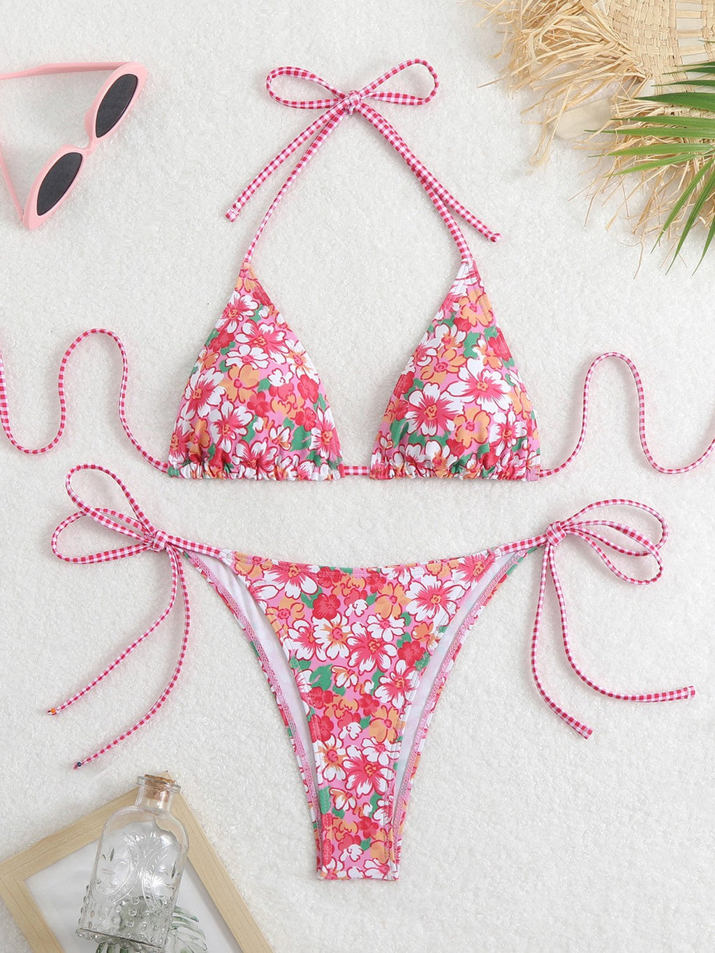 Damen Triangel-Bikini-Set mit verspieltem Blumenmuster und feinen BindShopnoryändern