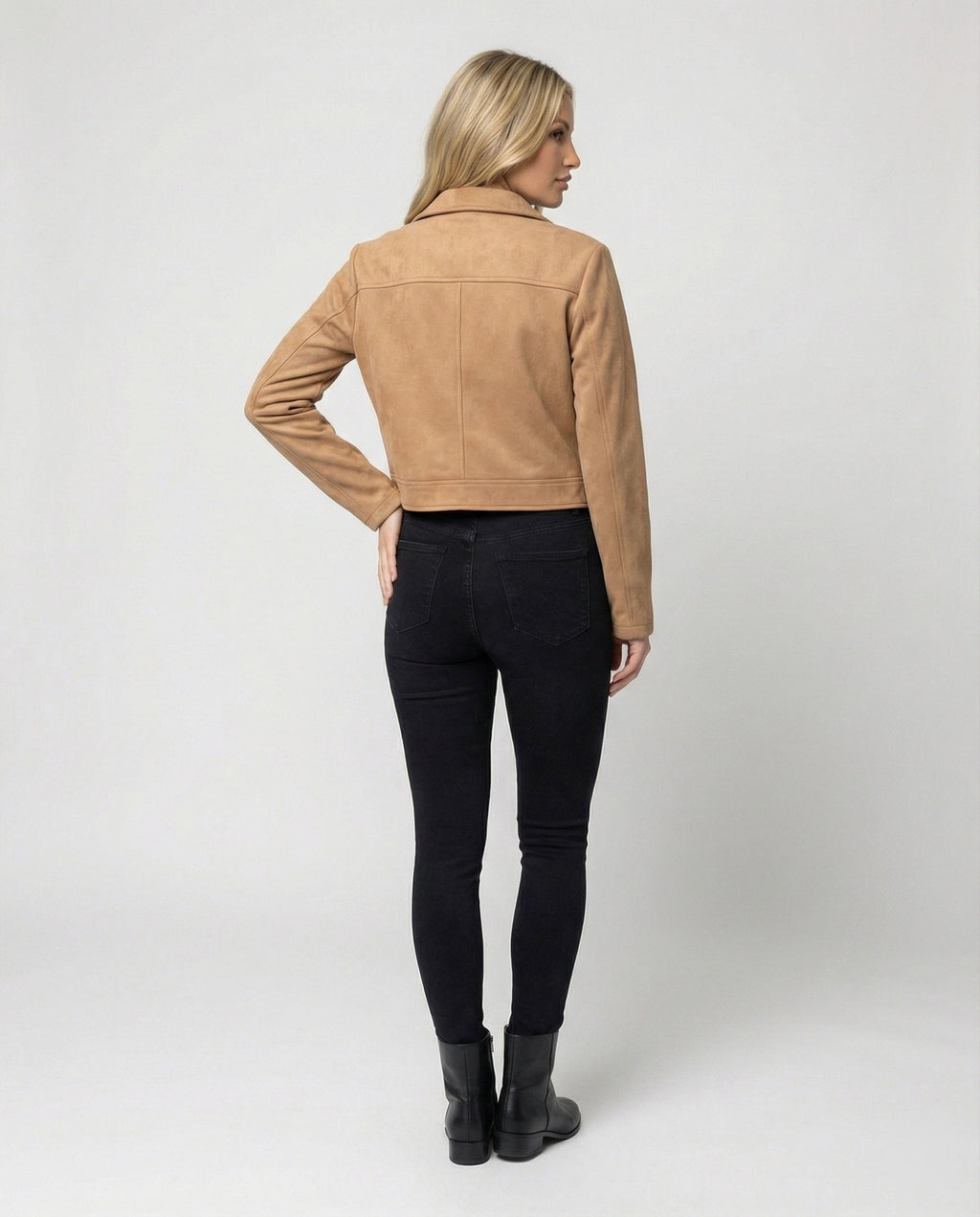 Damen Bekleidungsgeschäft kurz geschnittene Reißverschlussjacke mit Hemdkragen und taillierter Silhouette aus Wildlederimitat