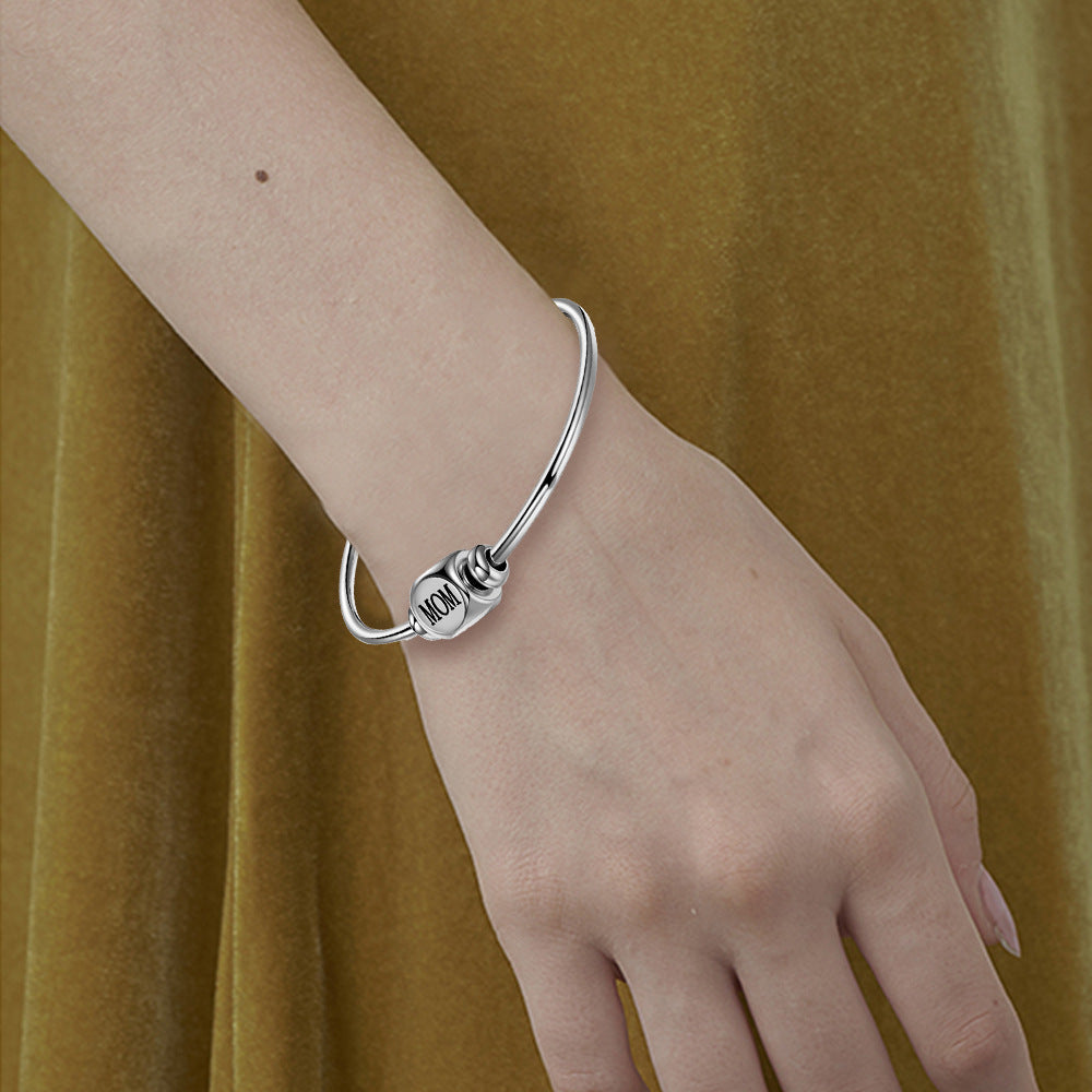 Damen Armreif mit personalisierbarem Mom-Anhänger Shop Nory