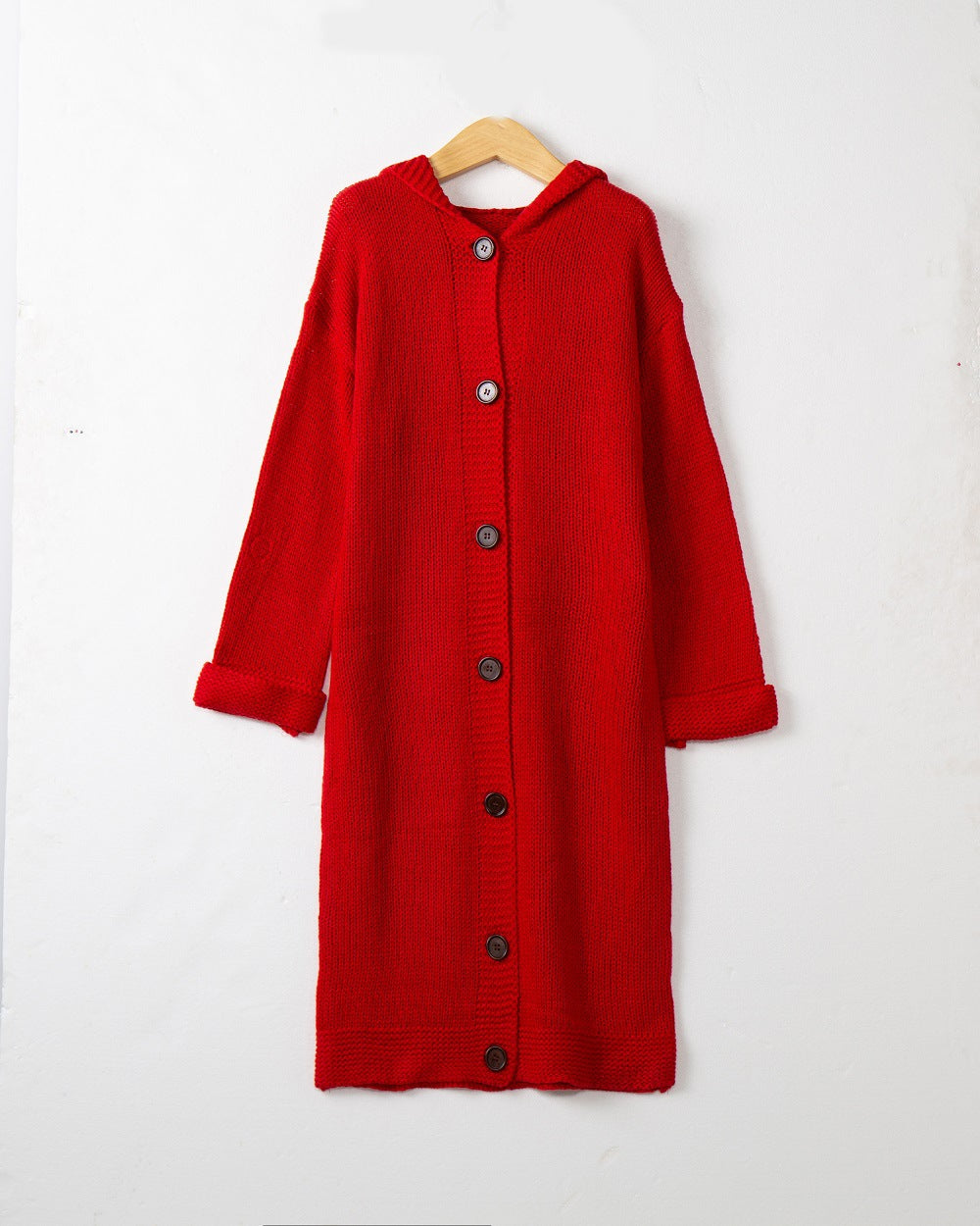 Damen Kapuzen-Longcardigan aus mitteldickem Rippstrick mit durchgehender Knopfleiste und lockerem Oversize-Schnitt Shop Nory