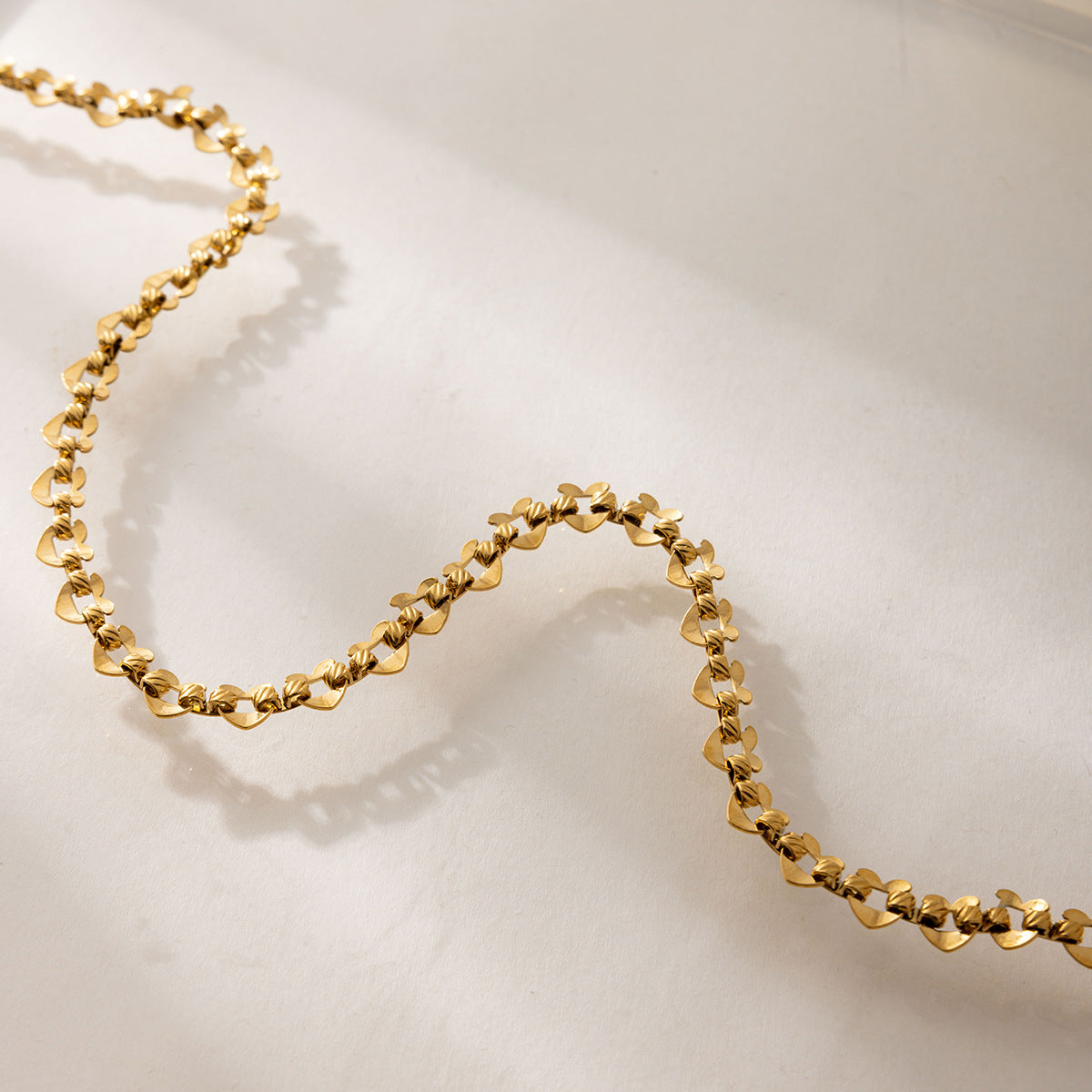 Damen Edelstahl-Halskette mit elegantem Strukturdesign Shop Nory
