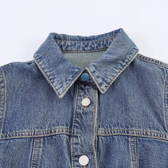 Damen Jeanskleid mit taillierter Silhouette und praktischen Taschen Shopnory