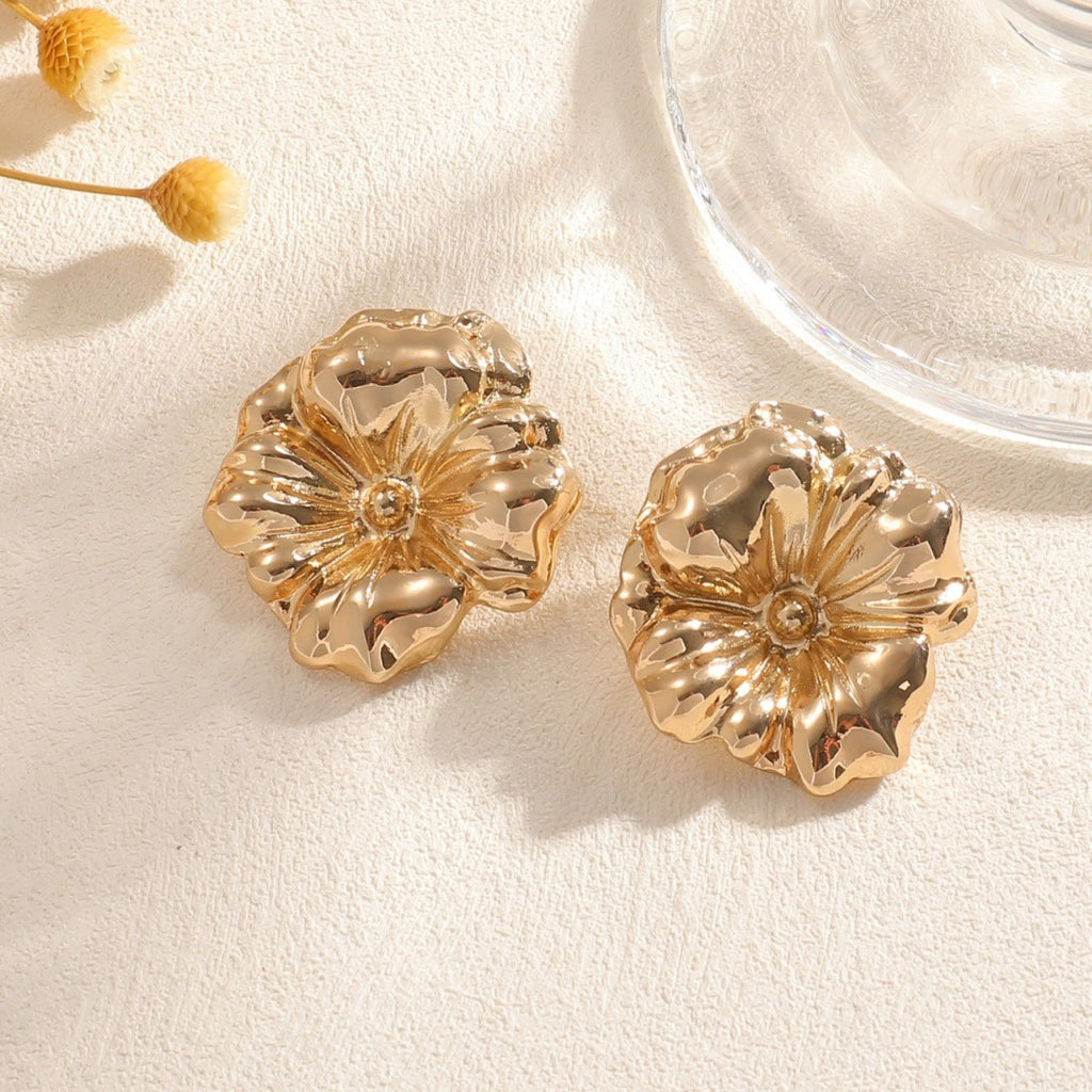 Damen Ohrringe mit kunstvollem Blumendesign Shop Nory