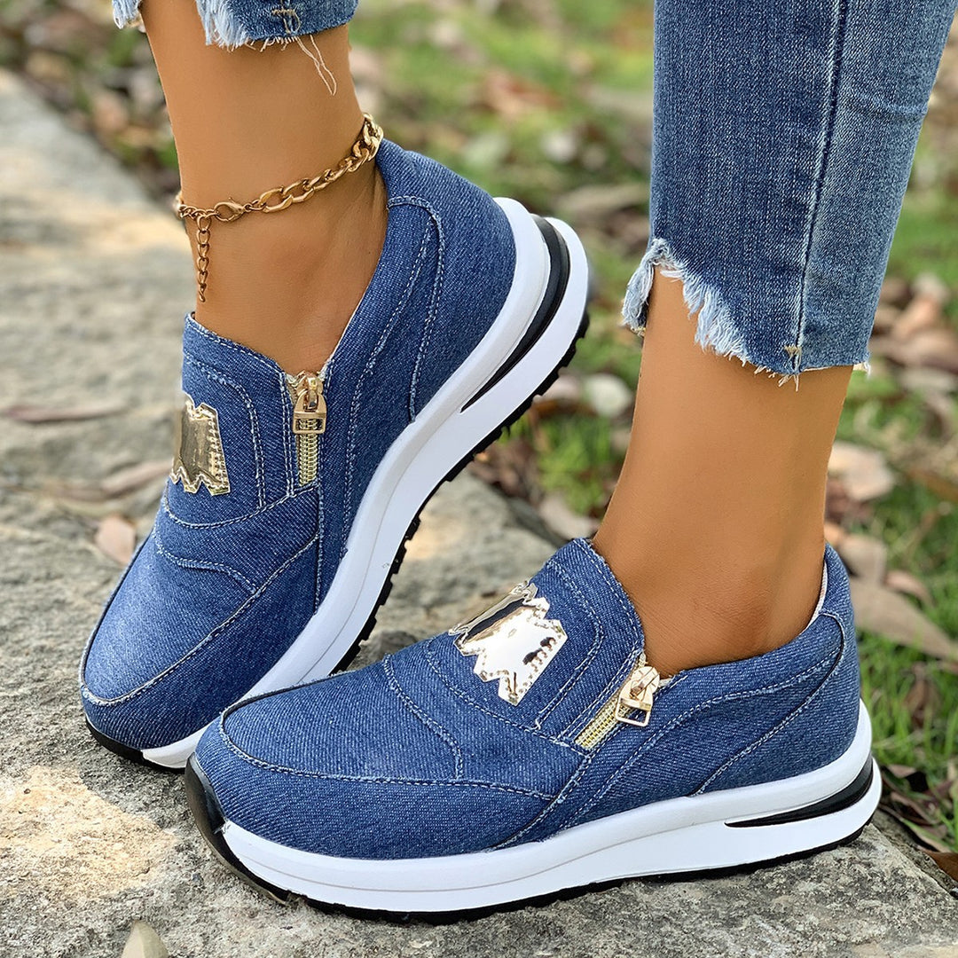 Damen Plateau-Slipper-Sneaker aus Veloursimitat mit seitlichem Zier-Reißverschluss und metallischer Applikation Shop Nory