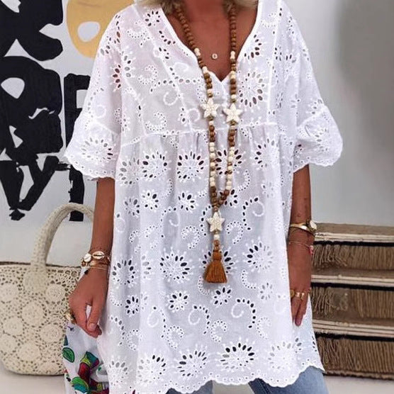 Damen Bluse mit floralen Stickereien und weiten Ärmeln