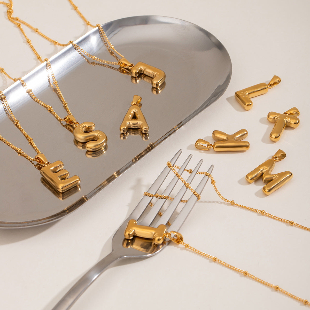 Damen Halskette mit persönlichem Z-Anhänger aus hochwertigem Edelstahl Shop Nory