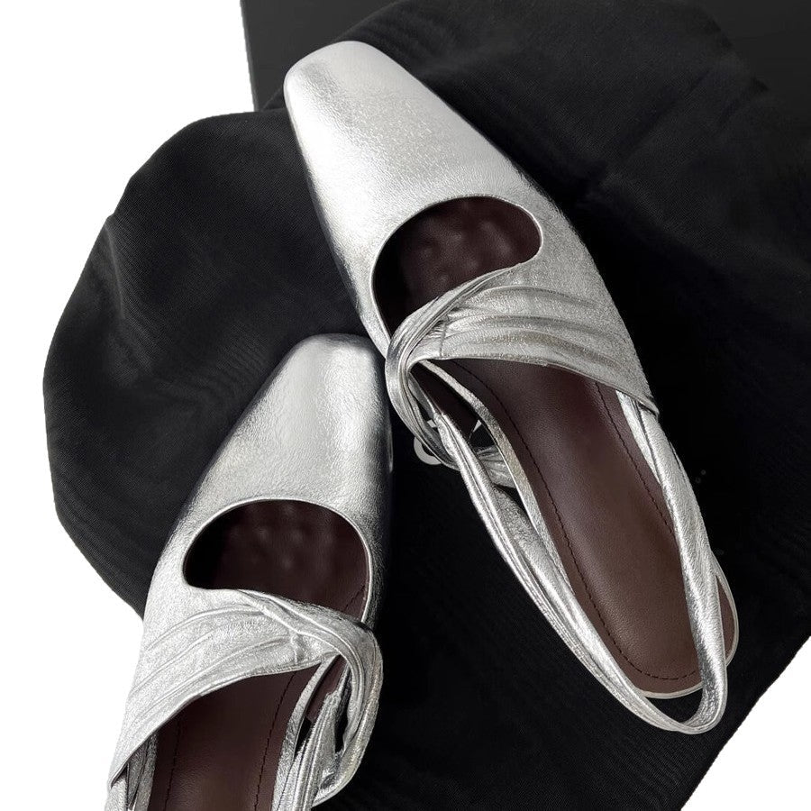 Damen Elegante spitze Pumps mit feinem Riemendesign Shopnory