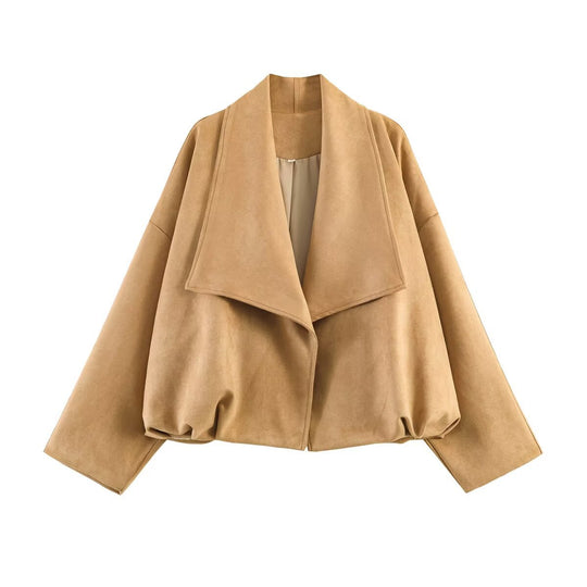 Damen Kurze Oversize Jacke aus Veloursimitat mit weitem Schalkragen Raglanärmeln und gerafftem Saum Shop Nory
