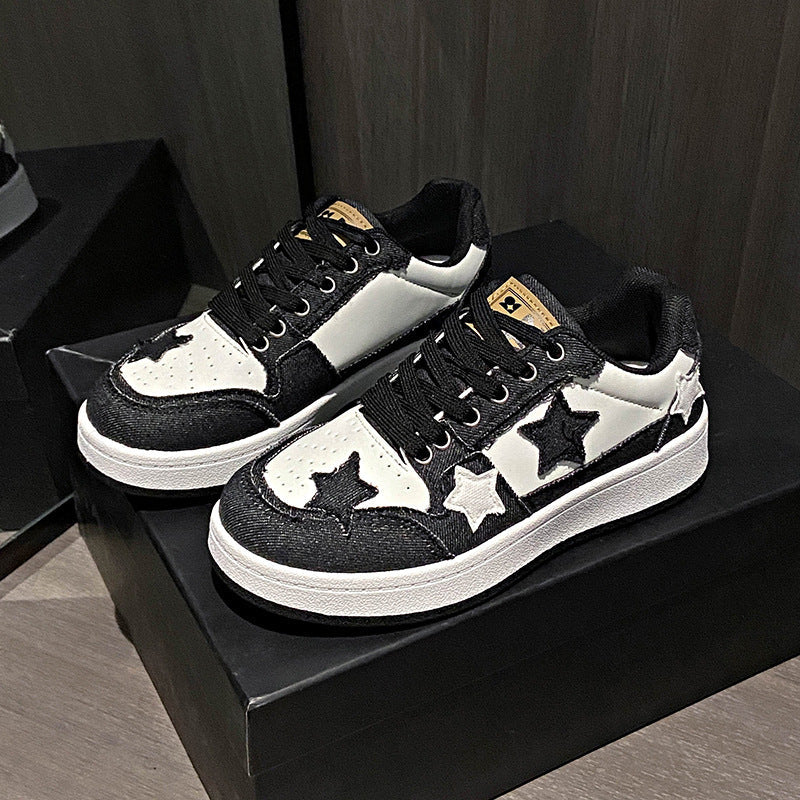 Damen Sportliche Sneakers mit modischen Sternen-Applikationen Shopnory