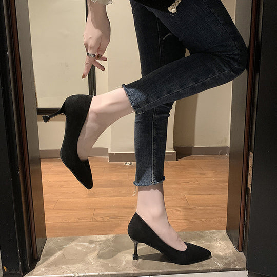 Damen spitze Pumps mit geometrischem Stiletto-Absatz und weichem Velours-Obermaterial Shop Nory