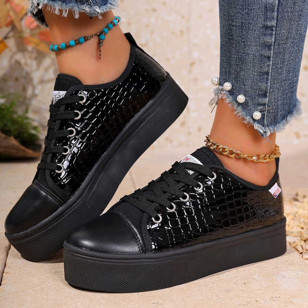 Damen Sneakers mit strukturiertem Obermaterial und bequemem Plateau Shopnory