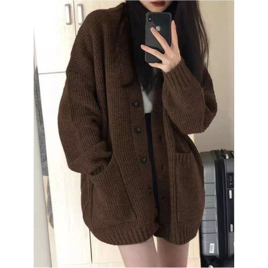 Damen Oversize Strickcardigan mit aufgesetzten Taschen und durchgehender Knopfleiste Shop Nory