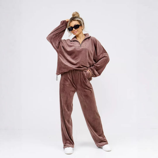 Damen samtiges zweiteiliges Lounge-Set mit Kapuzen-Halbzip und elastischer Bundhose Shop Nory