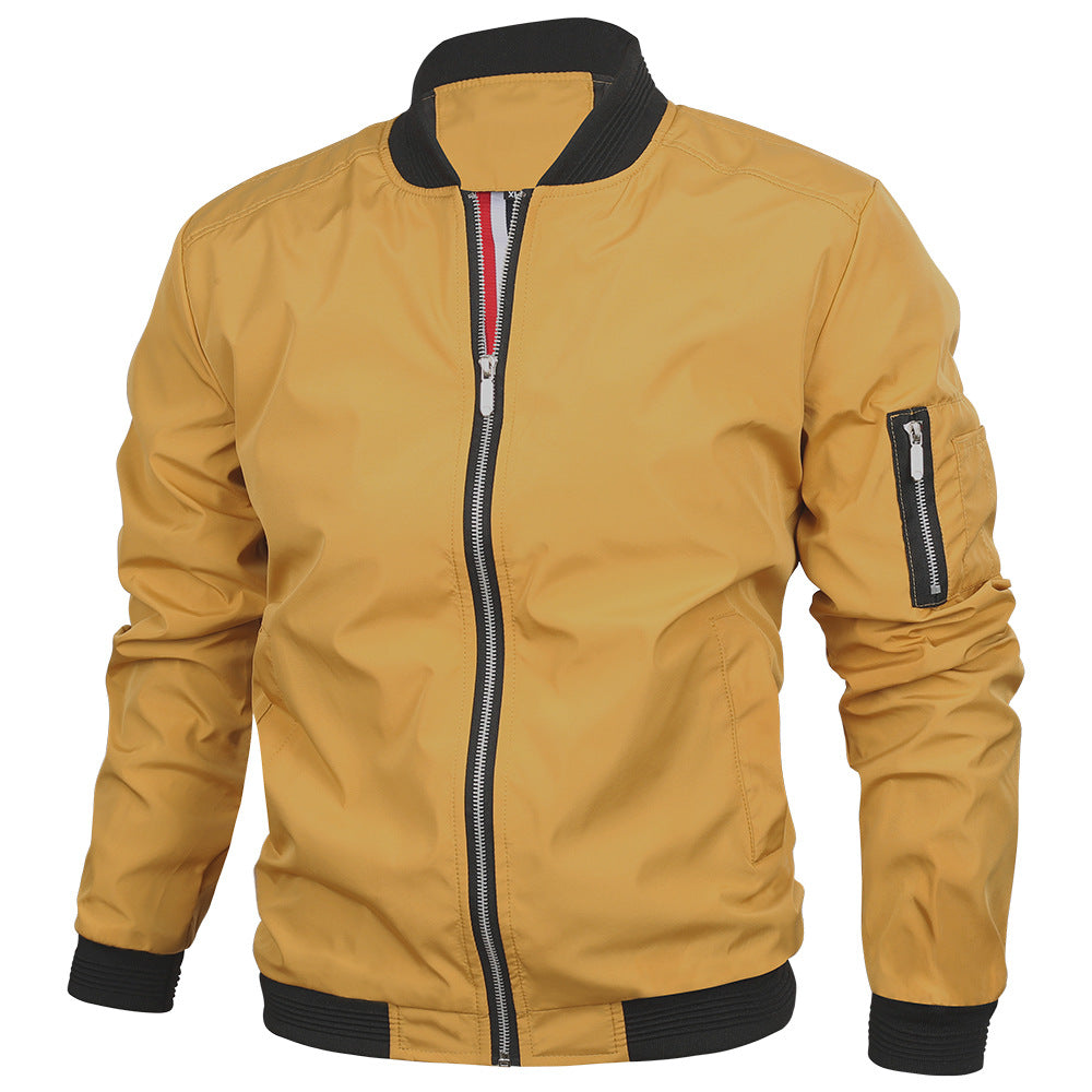 Leichte Bomberjacke mit Urbaner Kante