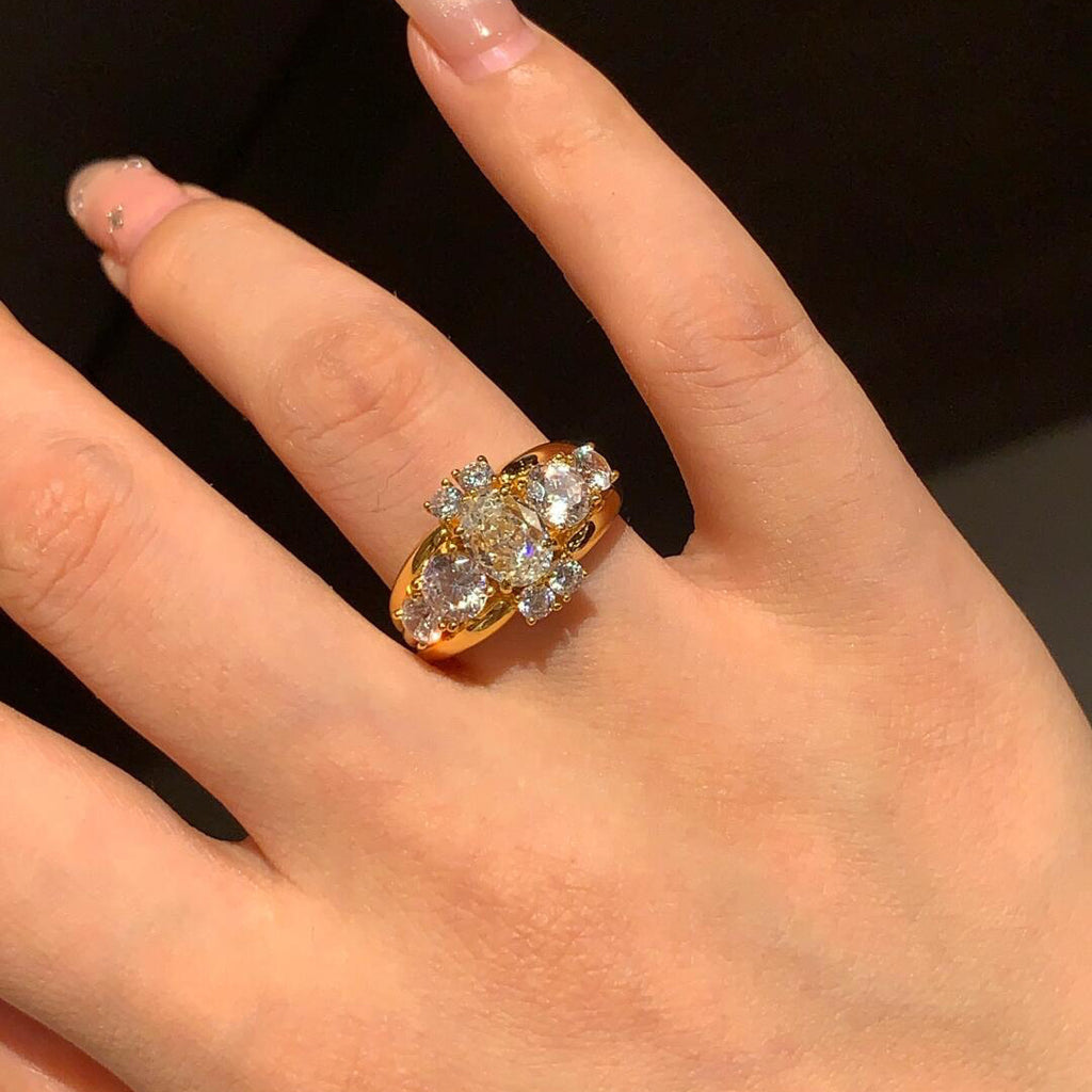 Damen Schmuckring mit funkelndem Kristallbesatz Shop Nory