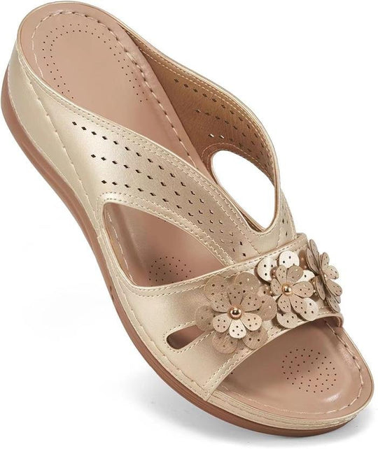 Damen Orthopädische Lederimitat-Pantolette mit Blumen‑Applikation und perforiertem Obermaterial Shop Nory