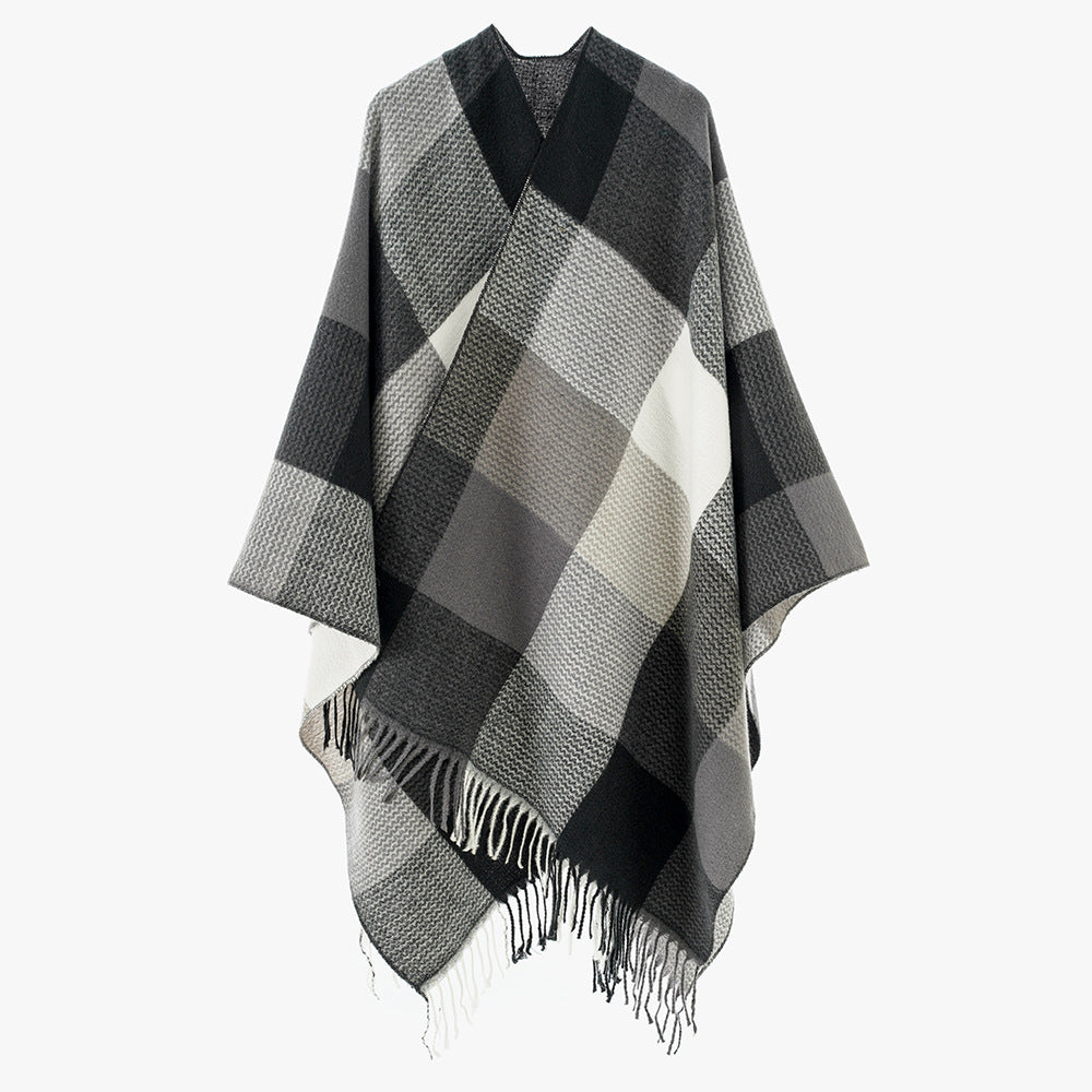 Damen Weichfallender Oversize-Poncho im Plaid-Webmuster mit V-Kragen und Fransensaum Shop Nory