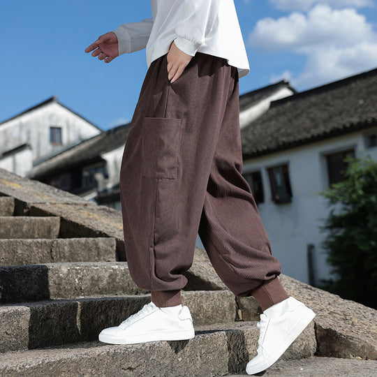Herren Weitfallende Harem-Jogginghose aus Feincord mit dekorativem Quasten-Kordelzug Shop Nory