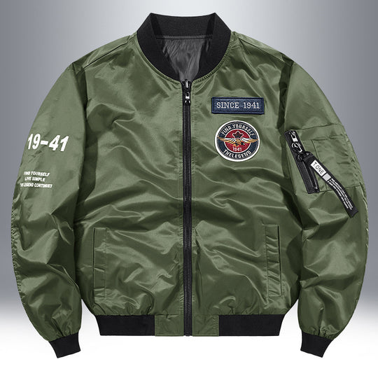 Herren Leichte Nylon-Bomberjacke im Aviator-Style mit Patchdetails und Ärmeltasche Shop Nory