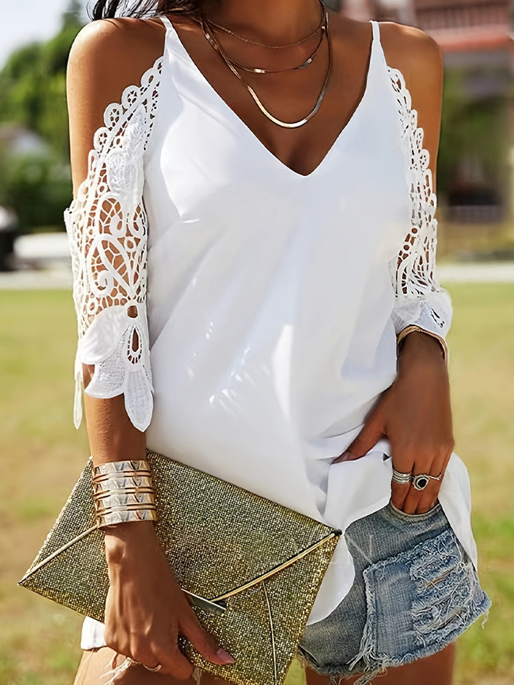 Damen Bluse mit offenen Schultern und Spitzenakzenten