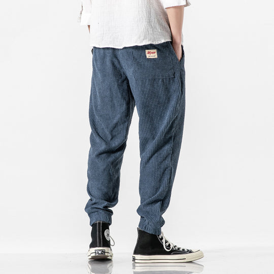 Herren Cordhose im Jogger‑Stil aus Cordvelours mit elastischem Bund und gerippten Beinabschlüssen Shop Nory
