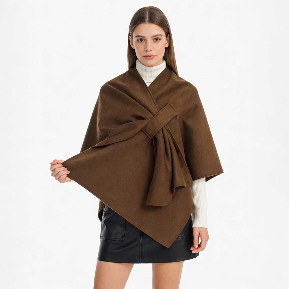 Damen Eleganter Wickel‑Cape mit Knotenverschluss und fließender Drapierung Shop Nory