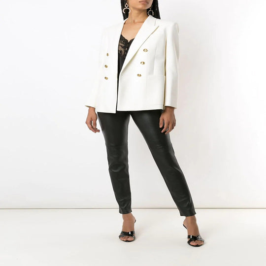 Damen Boxy-Zweireiher-Blazer im Clean-Tailoring mit strukturierten Schultern Shop Nory