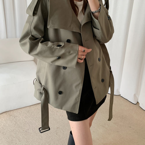 Damen Kurz geschnittener doppeltreihiger Trench mit Stehkragen und Schulterklappen Shop Nory