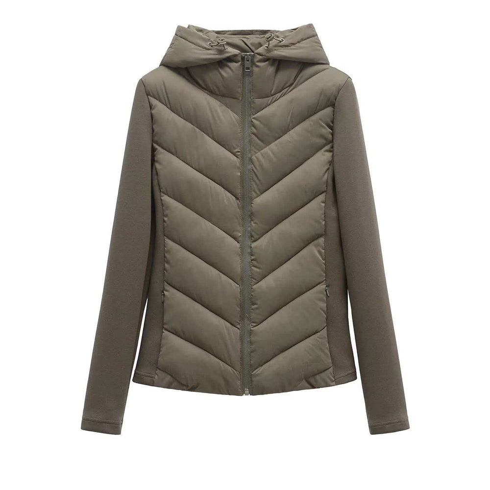 Damen nan gesteppte Kapuzenjacke mit Chevron‑Stepp, Einsätzen aus Softshell und verdecktem Reißverschluss