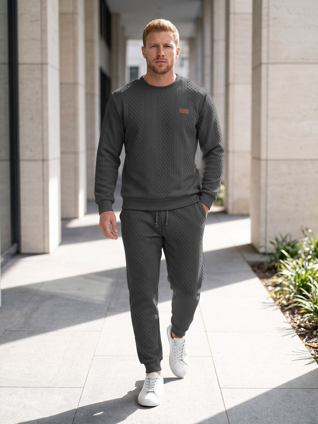 Herren Strukturierter Strick-Jogginganzug mit Rundhalsausschnitt und Kordelbund Shop Nory