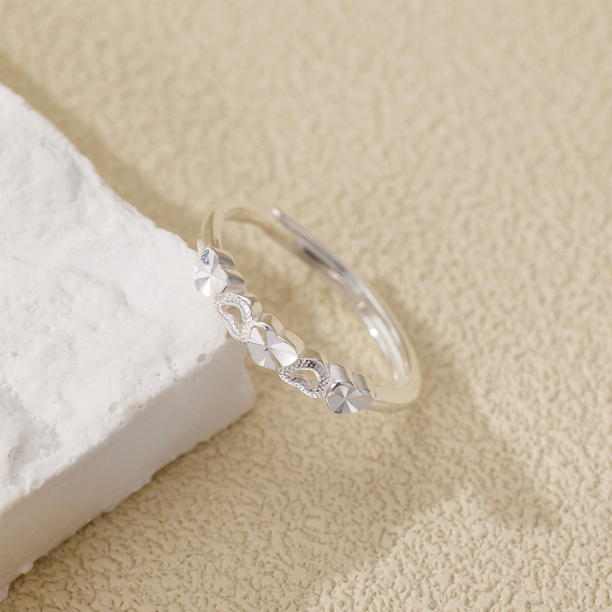 Damen Ring mit kunstvollem Herz- und geometrischem Design Shop Nory