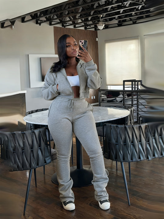 Damen nan kurz geschnittenes Zip-Hoodie und Highwaist-Jogginghose-Set mit Kordelzug und leicht gerafften Knöchelabschlüssen Shop Nory