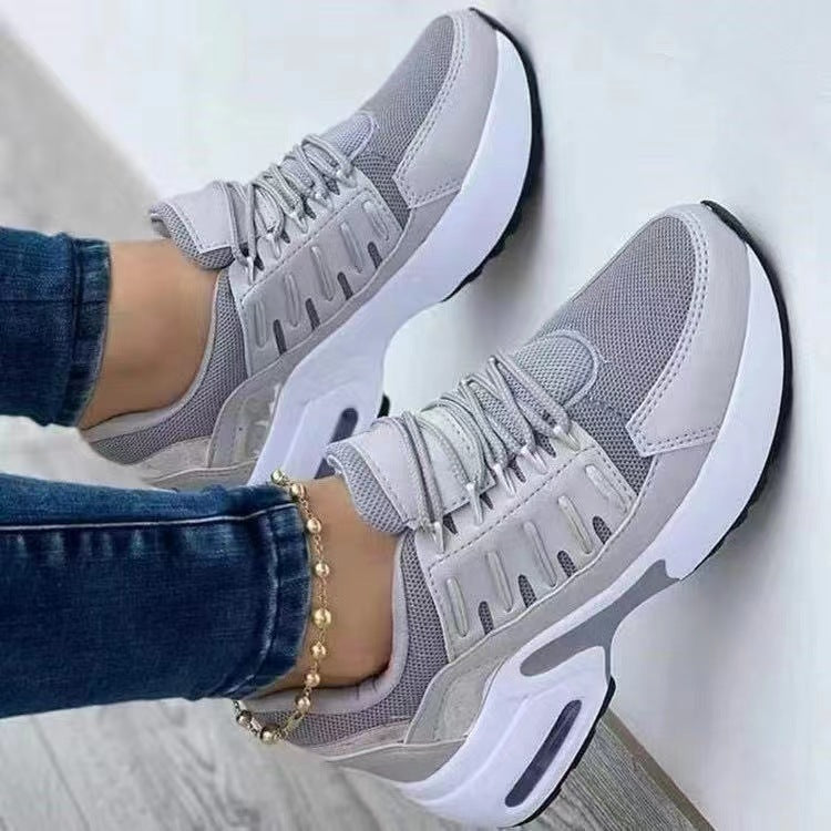Damen Sportiver Plateausneaker mit Luftkissen, irisierenden Akzenten und gepolstertem Komfortfußbett Shop Nory