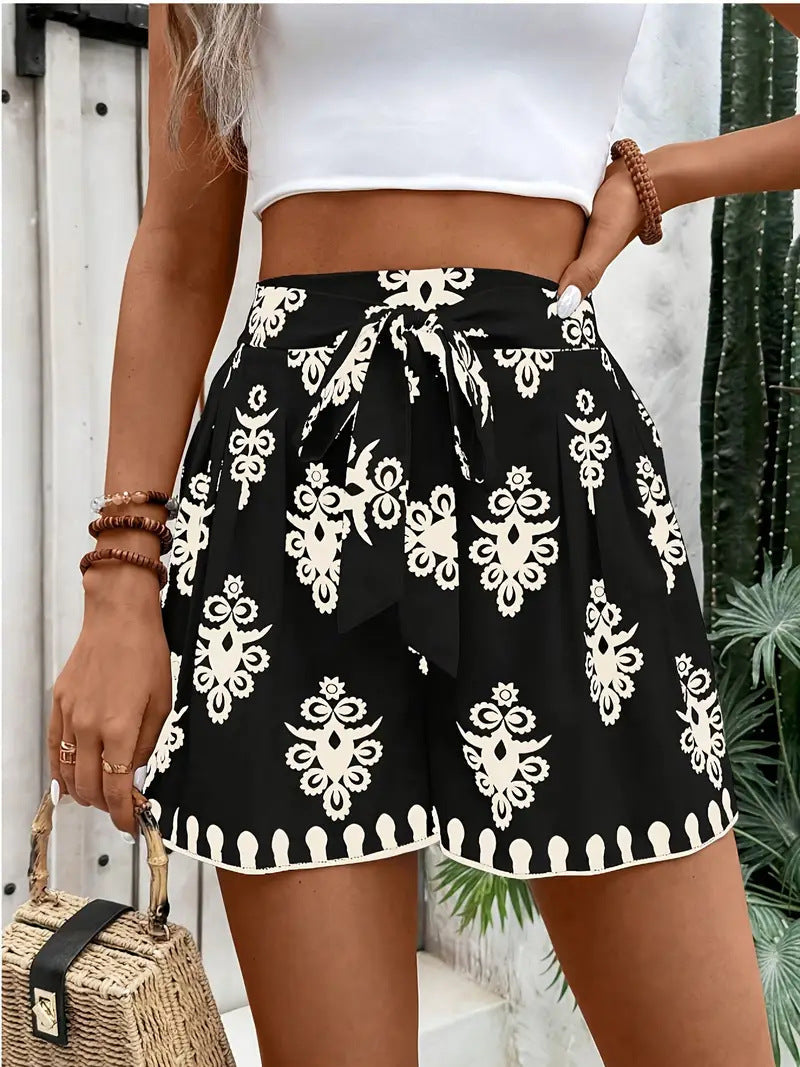 Damen Sommerliche Chino-Shorts mit Bindegürtel