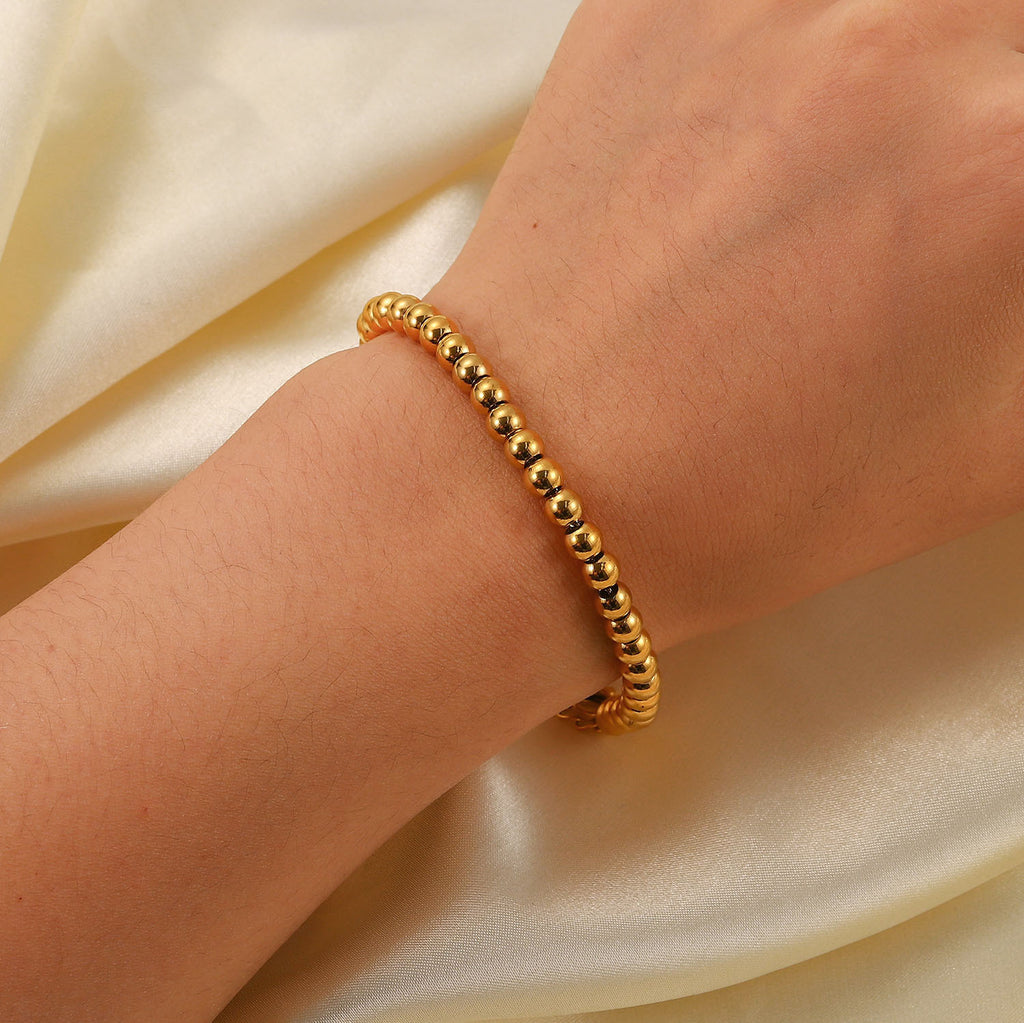 Damen Armband mit stylischen, satinierten Perlen und verstellbarem Kettenverschluss Shop Nory