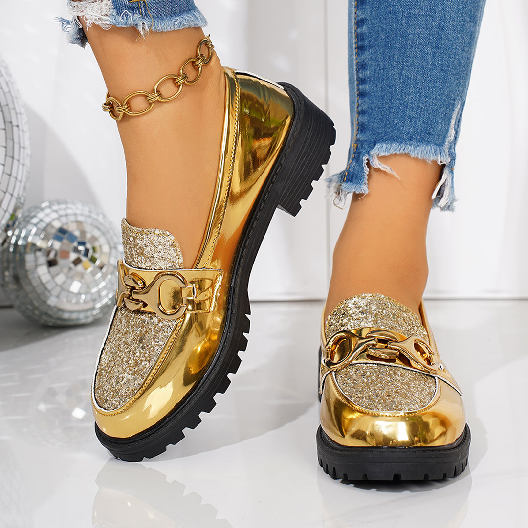 Damen Lackloafer mit glitzernder Vorderkappe, Schlupfdesign und profilierter Plateausohle Shop Nory