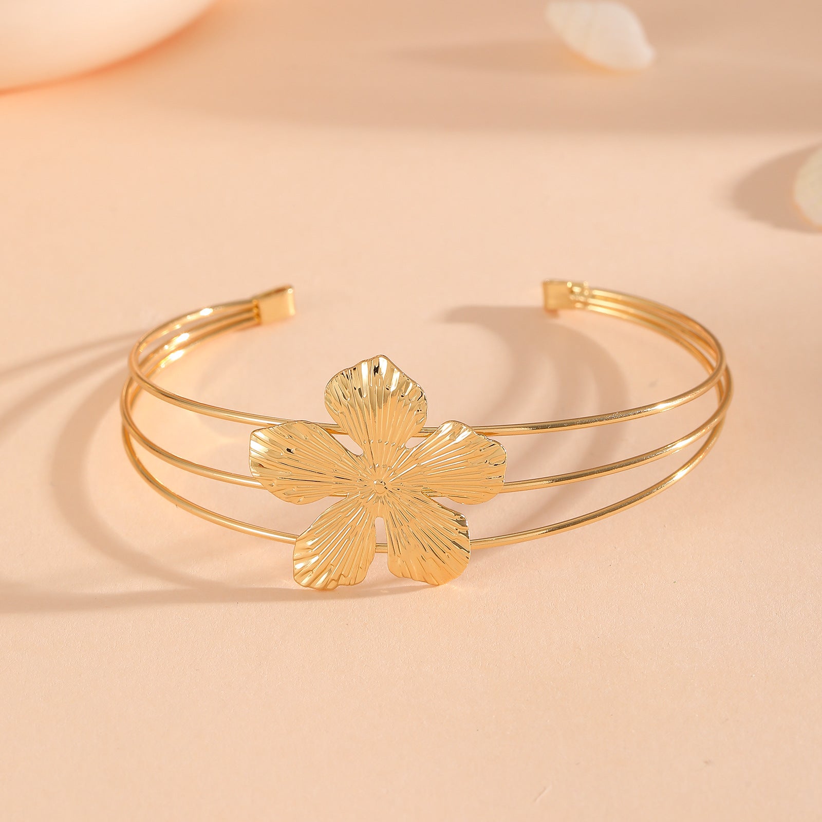 Damen Armreif mit kunstvollem Schleifendesign Shop Nory