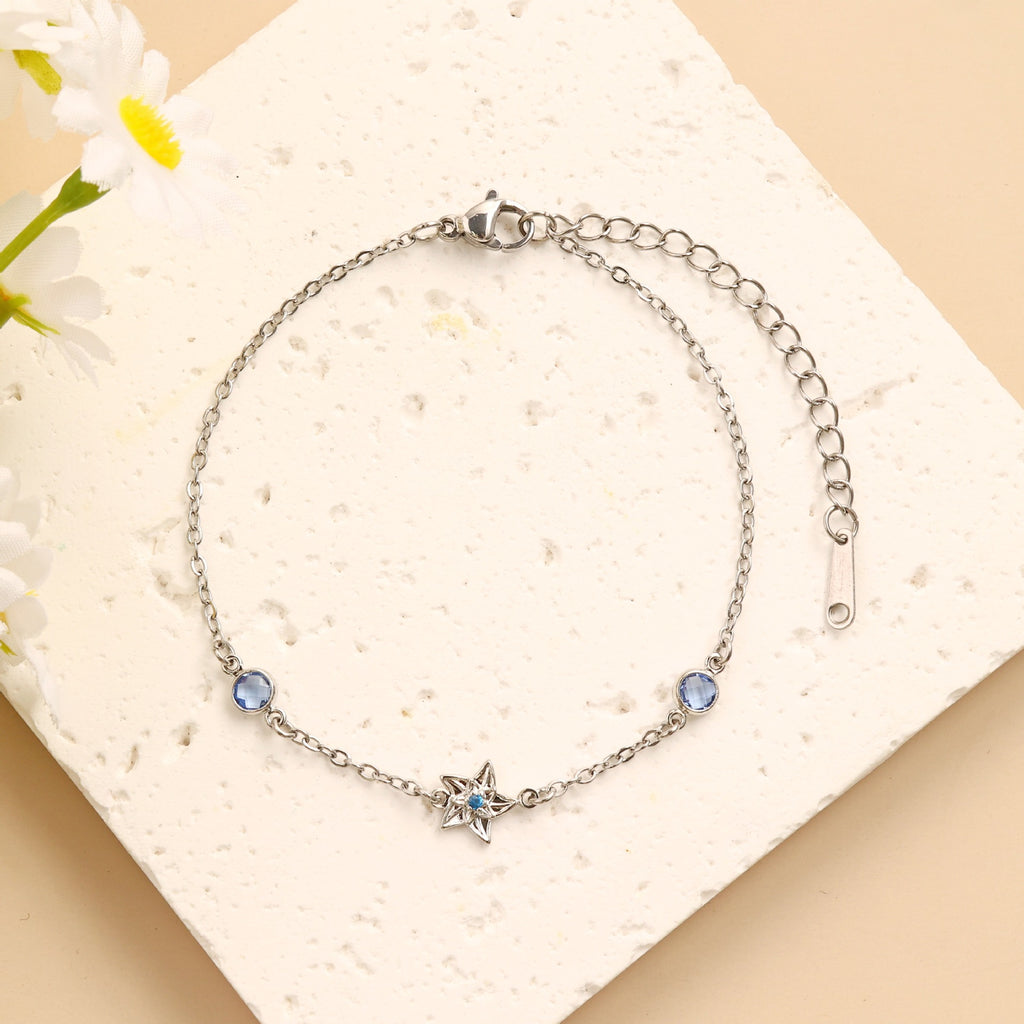 Damen filigranes Armband mit floralem Design Shop Nory