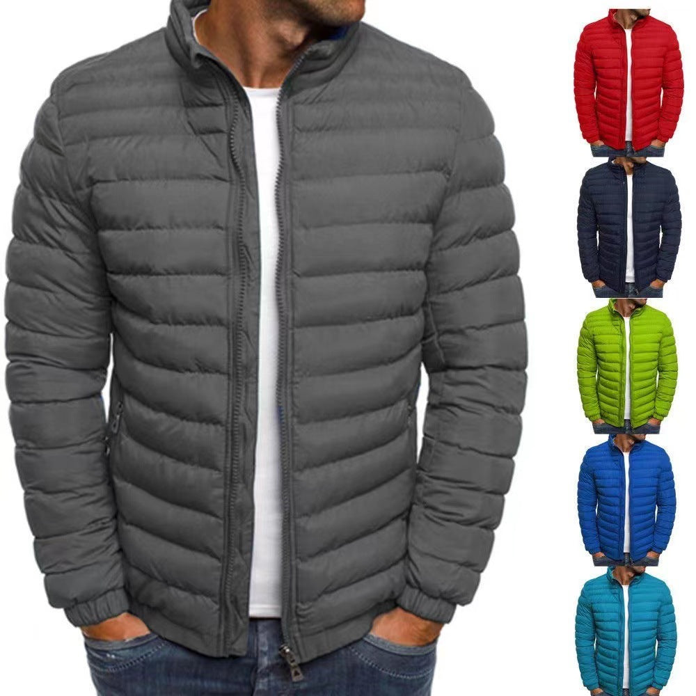Herren leichte Steppjacke mit hohem Kragen und optimaler Isolierung